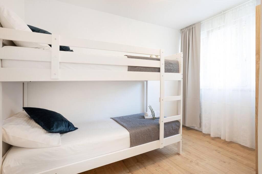 Apartment Glow Split Dış mekan fotoğraf