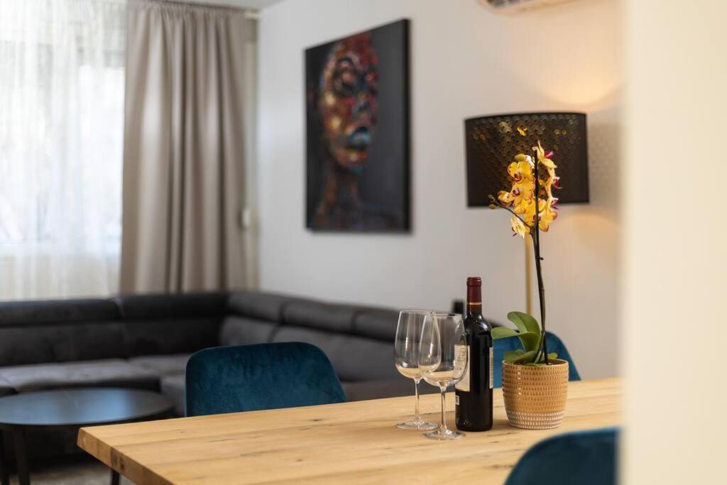 Apartment Glow Split Dış mekan fotoğraf